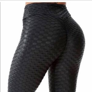 Black Brazilian Scrunch Leggings